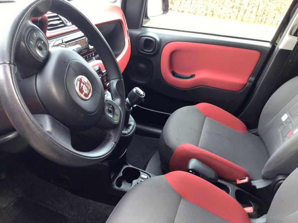 Fiat Panda 0.9 Twinair 44KW 2014 Zwart, Auto's, Voorwielaandrijving, 31 €/maand, Panda, 400 kg