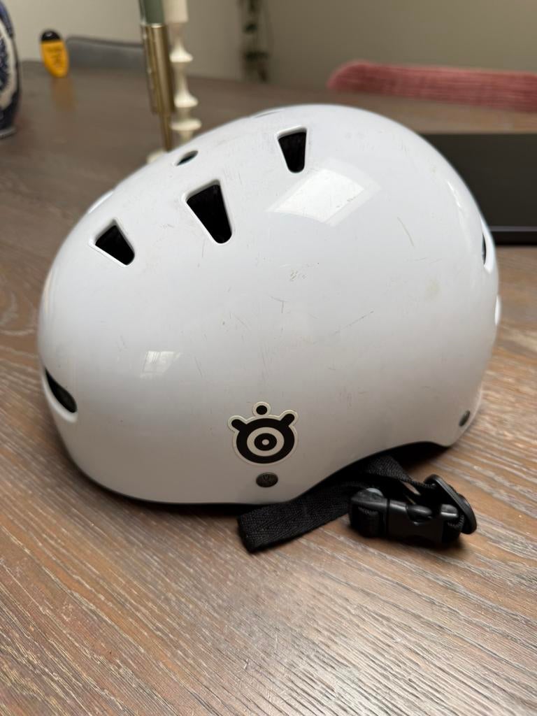 Skate helm, Sport en Fitness, Skateboarden, Ophalen, Gebruikt