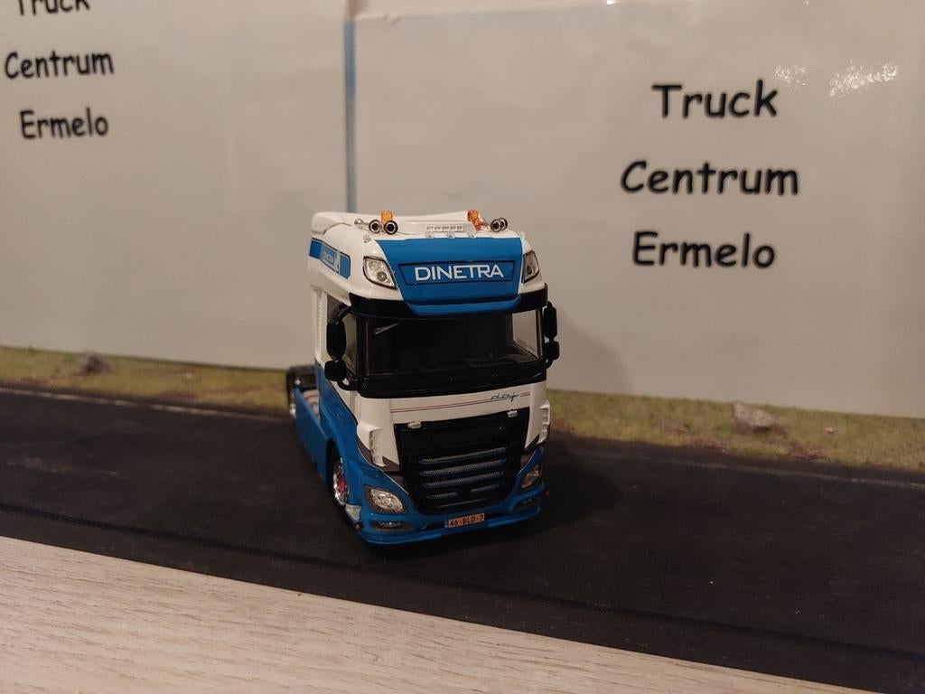 DINETRA TRANSPORT; DAF XF SUPER SPACE CAB MY2017 4X2, Hobby en Vrije tijd, Modelauto's | 1:50, Ophalen of Verzenden, Nieuw, Bus of Vrachtwagen