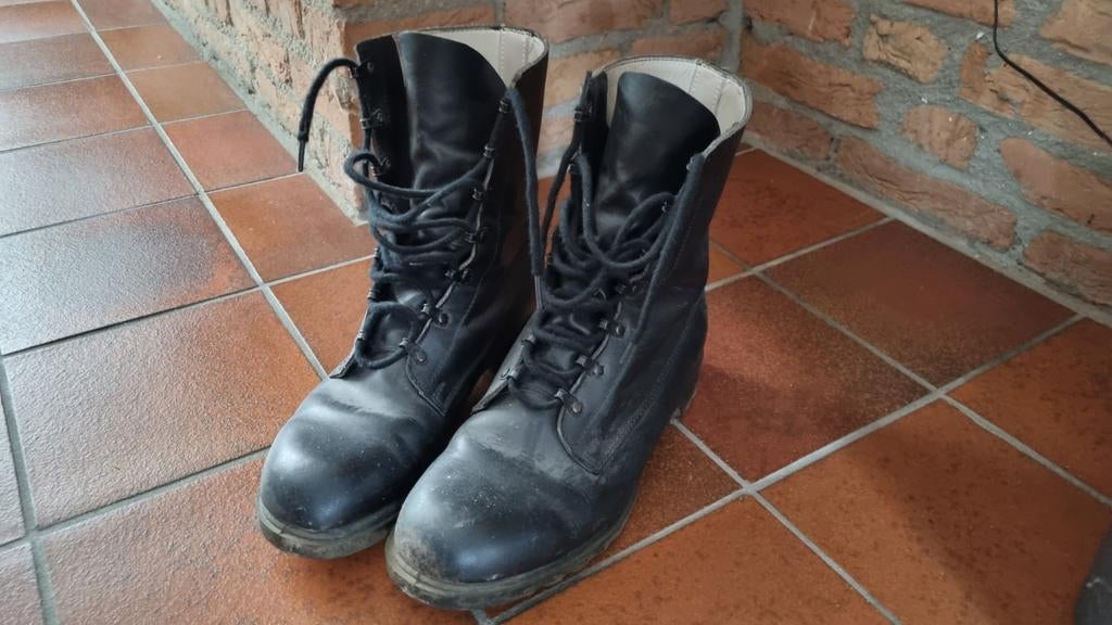 Zwarte leren militaire boots, Ophalen, Overige typen, Maat 42/44 (L), Onbekend