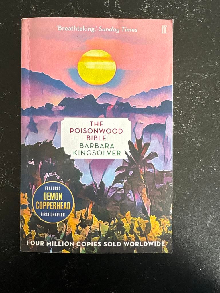 The Poisonwood Bible - Barbara Kingsolver, Ophalen of Verzenden, Zo goed als nieuw, Europa overig