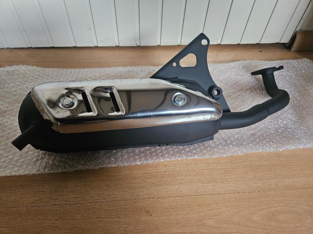 Nieuw! Standaard uitlaat Minarelli horizontaal SR Aerox Neos, Uitlaat, Ophalen of Verzenden, Minarelli Horizontaal, AC LC