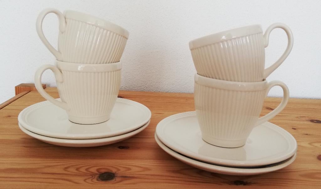 Wedgwood kop en schotels, Huis en Inrichting, Keuken | Servies, Ophalen of Verzenden, Zo goed als nieuw, Wedgwood, Kop(pen) en/of Schotel(s)