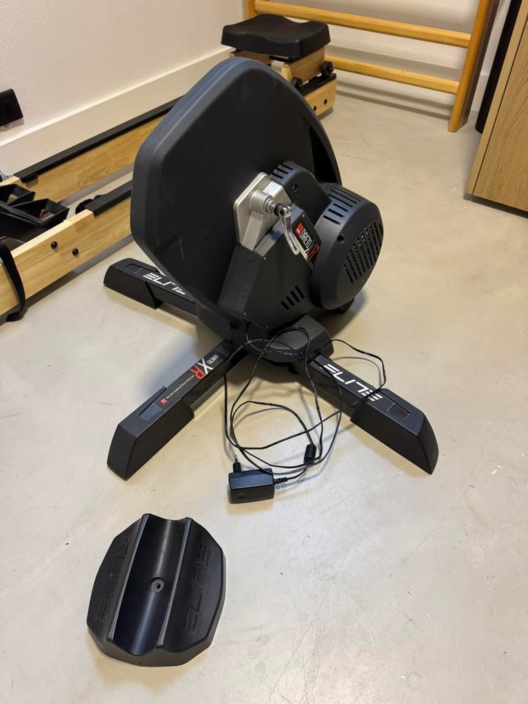 Elite Direto XR fietstrainer – Direct Drive, Sport en Fitness, Ophalen, Zo goed als nieuw