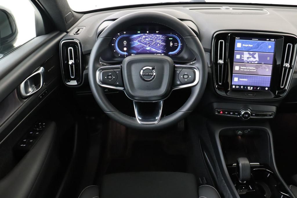 Volvo EC40 SINGLE MOTOR EXTENDED RANGE ULTRA 82 kWh -PANO.DA, Auto's, Volvo, Automaat, 12 maanden, Gebruikt, 82 kWh