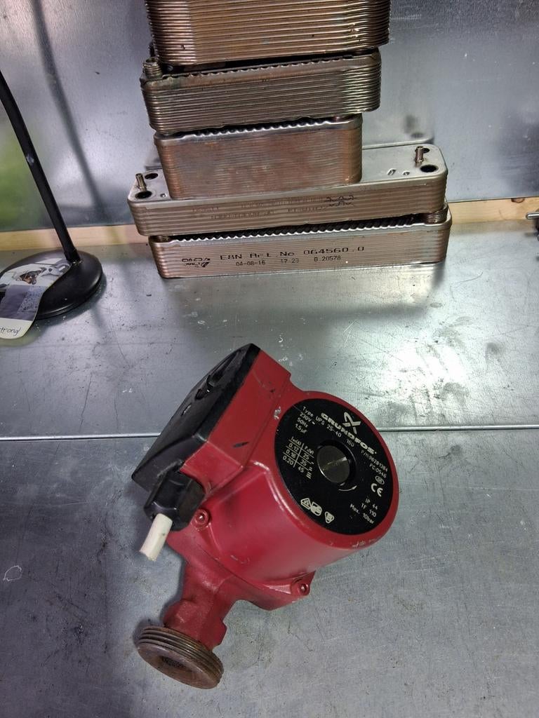 Cv pomp verwarmingspomp, Minder dan 30 cm, Cv-ketel of Combi-ketel, Minder dan 60 cm, Ophalen of Verzenden