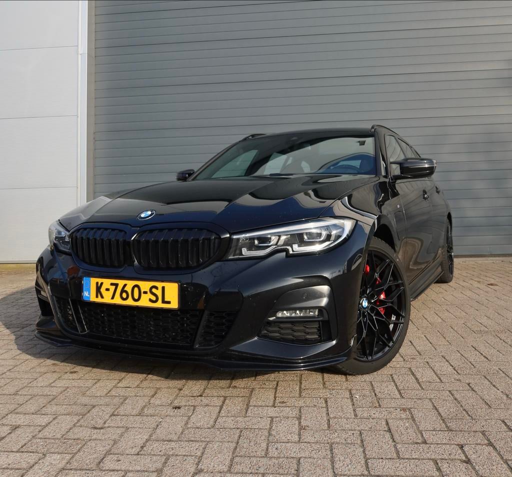 BMW 3-Serie 330e 292pk Aut 2021 Zwart, Auto's, BMW, Particulier, 3-Serie, Hybride Elektrisch/Benzine, Plug-in hybride, A, Stationwagon
