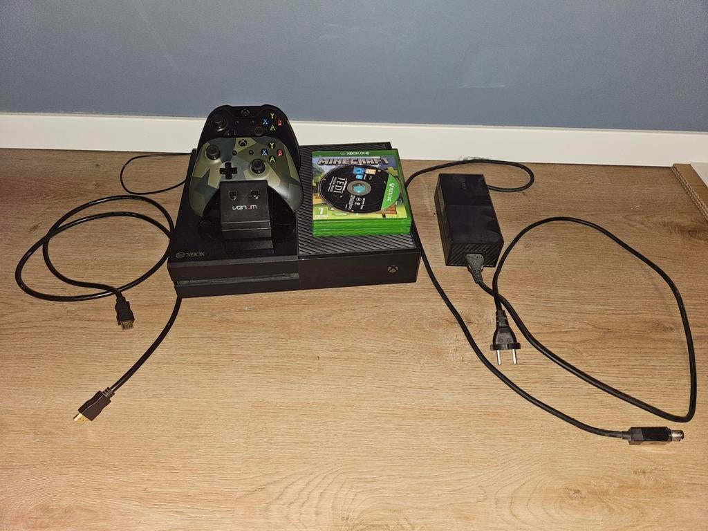 XBOX ONE, Spelcomputers en Games, Spelcomputers | Xbox One, Ophalen, Xbox One, Met 2 controllers, 500 GB