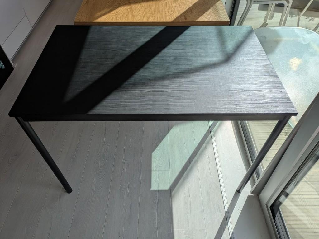 Zwarte eettafel | Black dining table, Ophalen, 100 tot 150 cm, 50 tot 100 cm, Zo goed als nieuw