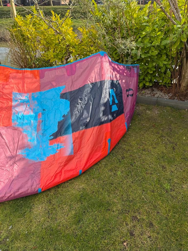 Duotone Dice 8m kite + bar | goede staat (géén reparaties), Ophalen, Gebruikt, 8 m², Geen board