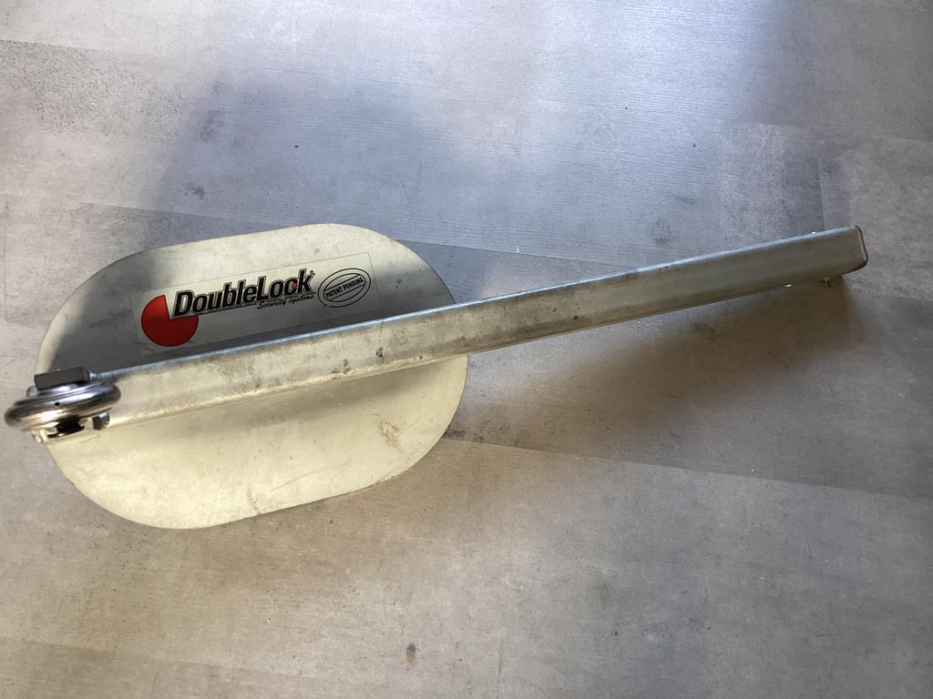 Double lock wielklem in goede staat, Ophalen, Gebruikt