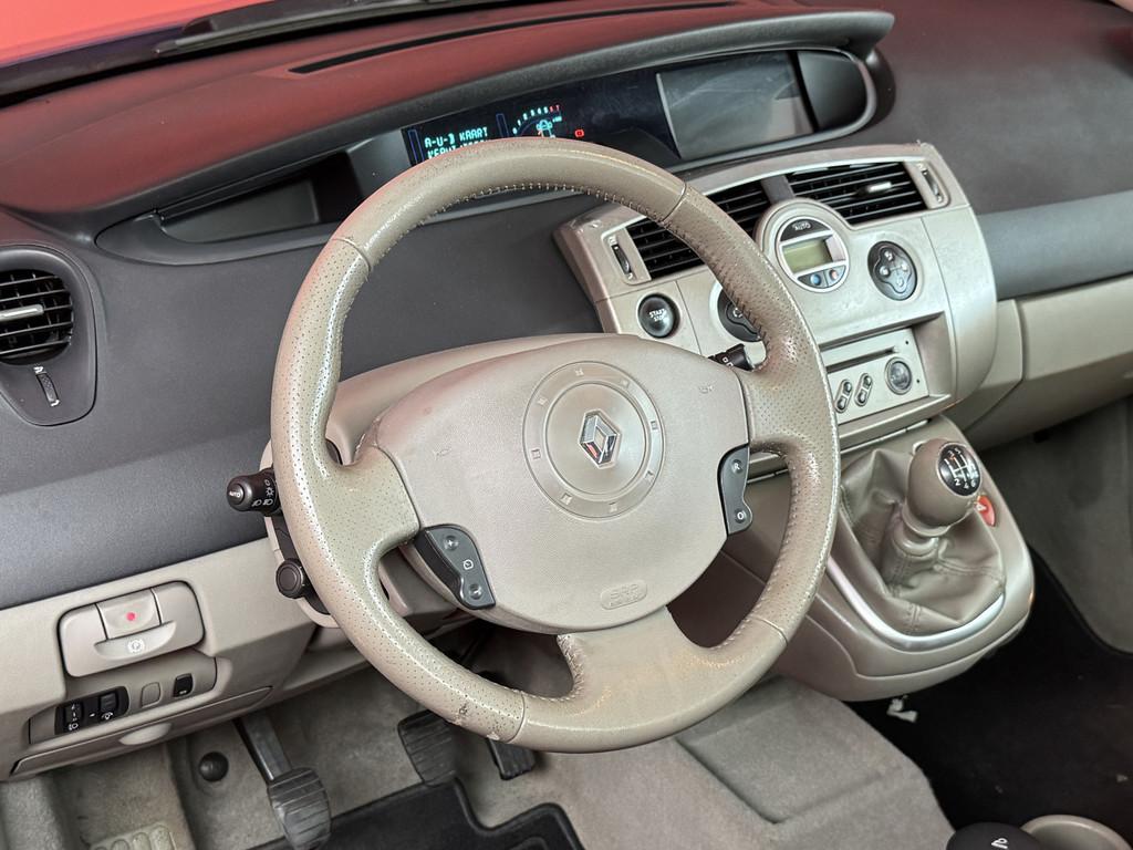 Renault Scénic 2.0-16V Privilège Luxe, Auto's, Renault, 135 pk, Gebruikt, Zwart, Blauw