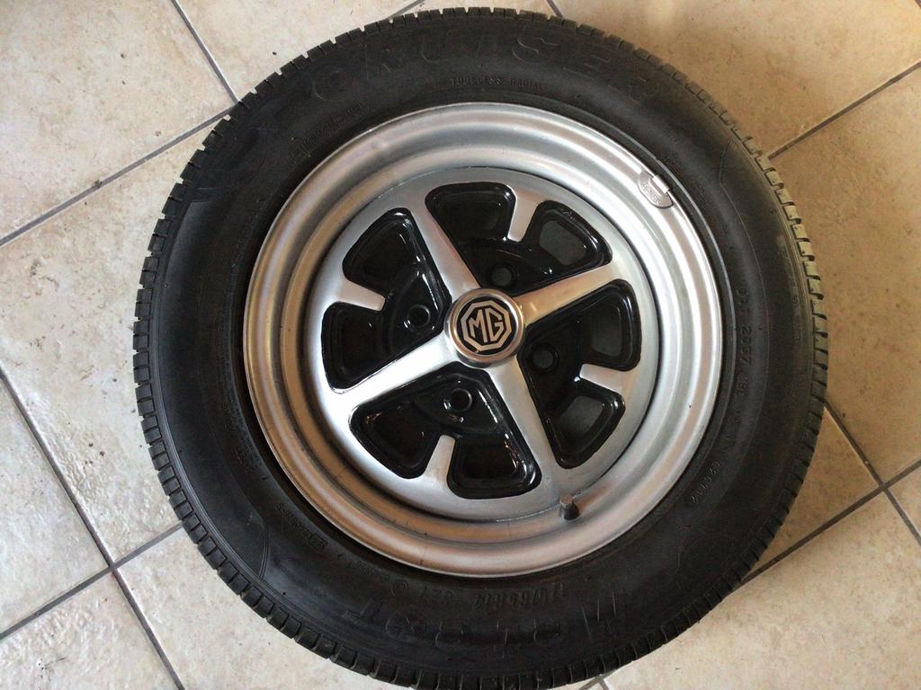 Mgb velgen met banden 5 stuks, 19 inch, Gebruikt, Banden en Velgen, Winterbanden