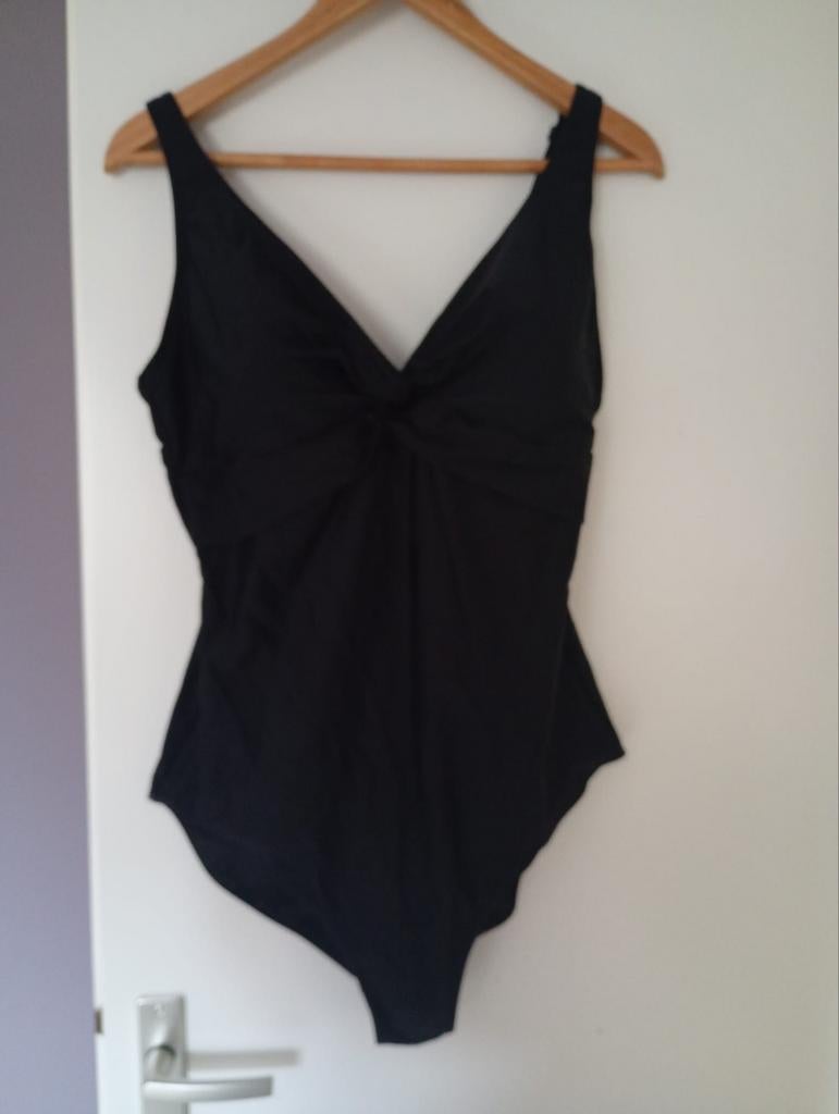 Corrigerende badpak maat 46 48, Ophalen of Verzenden, Zwart