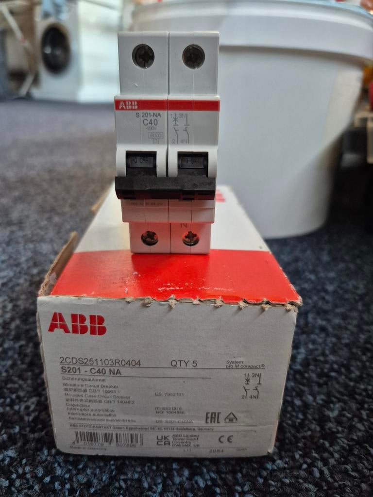 5x ABB c40 NIEUW, Ophalen of Verzenden, Nieuw