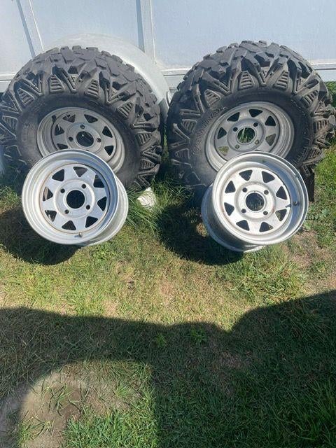 Quad velgen met banden, Motoren, Ophalen, Gebruikt