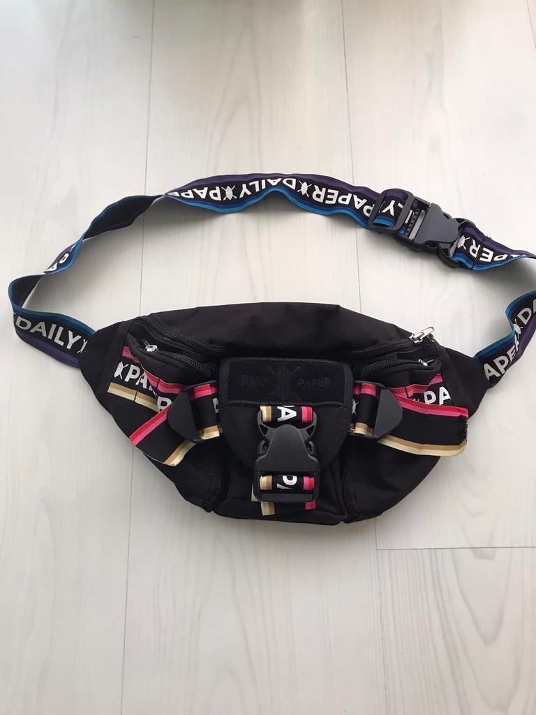 Daily Paper Mooie Heuptas/Tasje /Festival, Zwart, Minder dan 40 cm, Minder dan 35 cm, Zo goed als nieuw