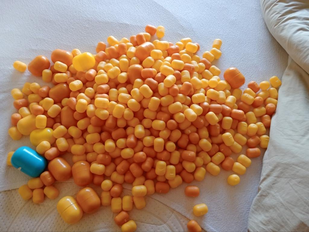 Lege capsules verrassingseieren, Ophalen of Verzenden, Zo goed als nieuw, Overige typen