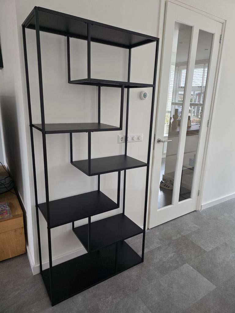 Zwart metalen open vakkenkast, Ophalen, Met plank(en), Modern, Industrieel, 50 tot 100 cm