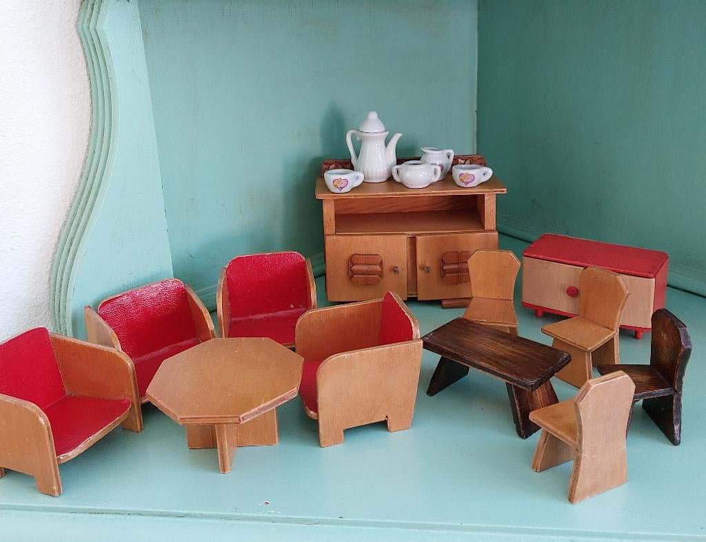 Vintage houten poppenhuis meubels, zelfgemaakt, Ophalen of Verzenden, Gebruikt, Toebehoren