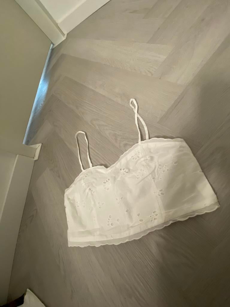 NIEUWE top van Stradivarius mt M, Kleding | Dames, Tops, Maat 38/40 (M), Wit, Nieuw, Ophalen of Verzenden