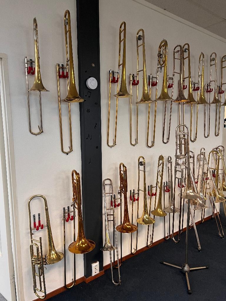 Wij hebben verschillende gebruikte TROMBONES op voorraad!, Ophalen, Gebruikt, Tenor