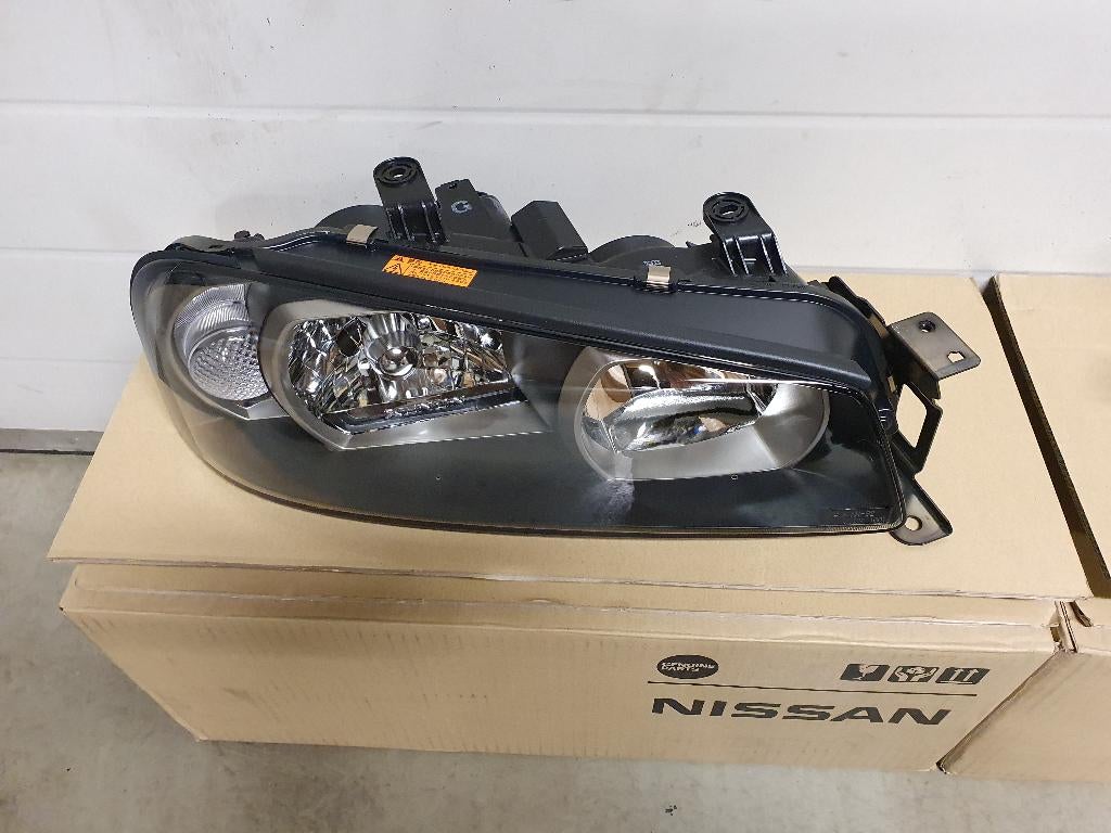 Nissan Skyline Koplampen R34 GTR GTT GT Xenon, Ophalen of Verzenden, Nieuw, Nissan