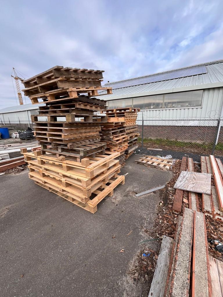 Wegwerp pallets, Tuin en Terras, Haardhout, Minder dan 3 m³, Ophalen of Verzenden