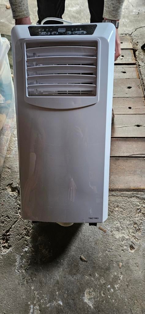 Mobiele airco Tectro, Ophalen