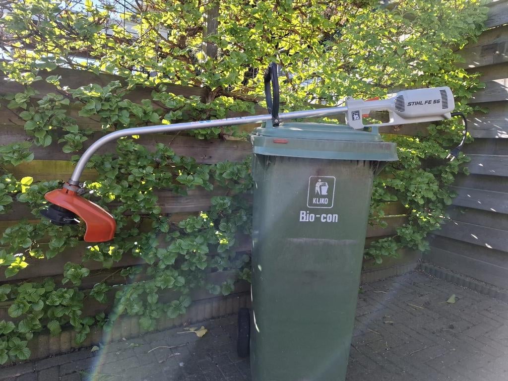 STIHL FE 55 kantjesmaaier grastrimmer, Ophalen