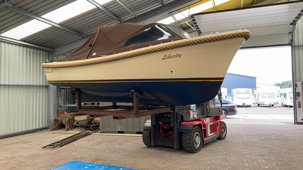 Mooie Maril 570, Watersport en Boten, Sloepen, Gebruikt, 10 tot 30 pk, 3 tot 6 meter, Binnenboordmotor, Diesel, Polyester, Ophalen