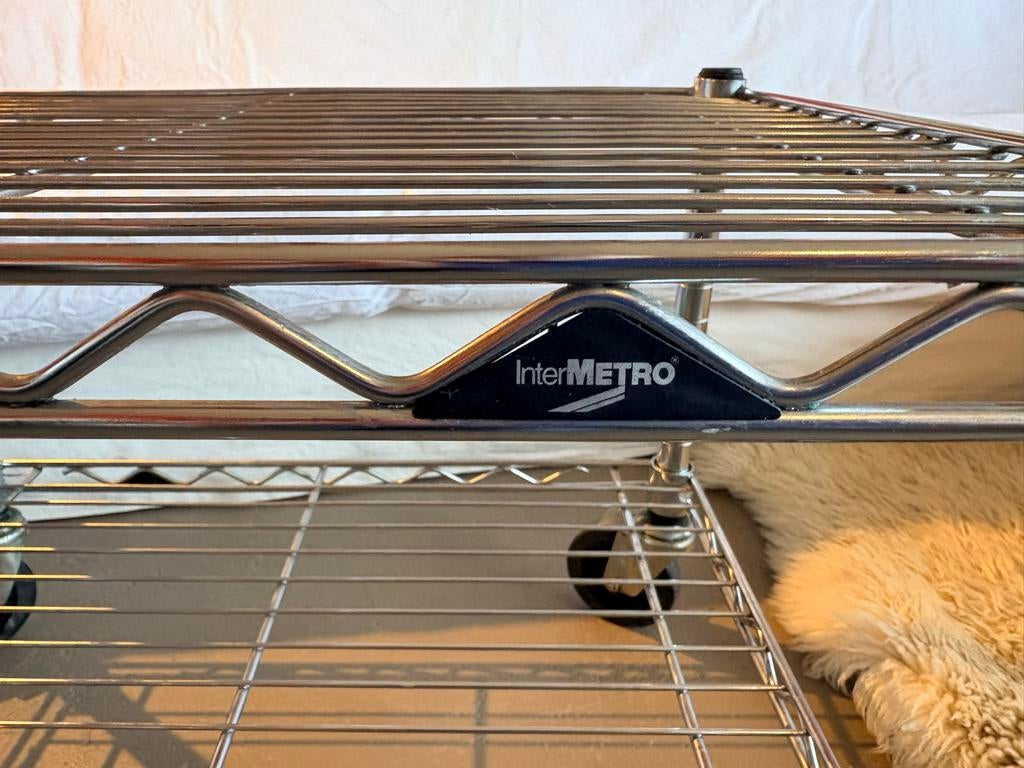 InterMetro verrijdbare trolley - Chroom, Ophalen, Gebruikt