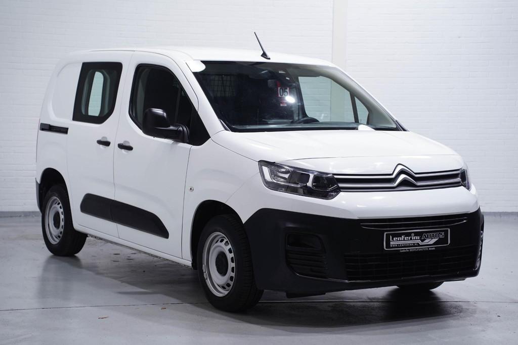 Citroen Berlingo 1.2 Pure Tech 110 pk Benzine Airco Cruise C, Auto's, Bestelauto's, Voorwielaandrijving, Stof, Gebruikt, Euro 6