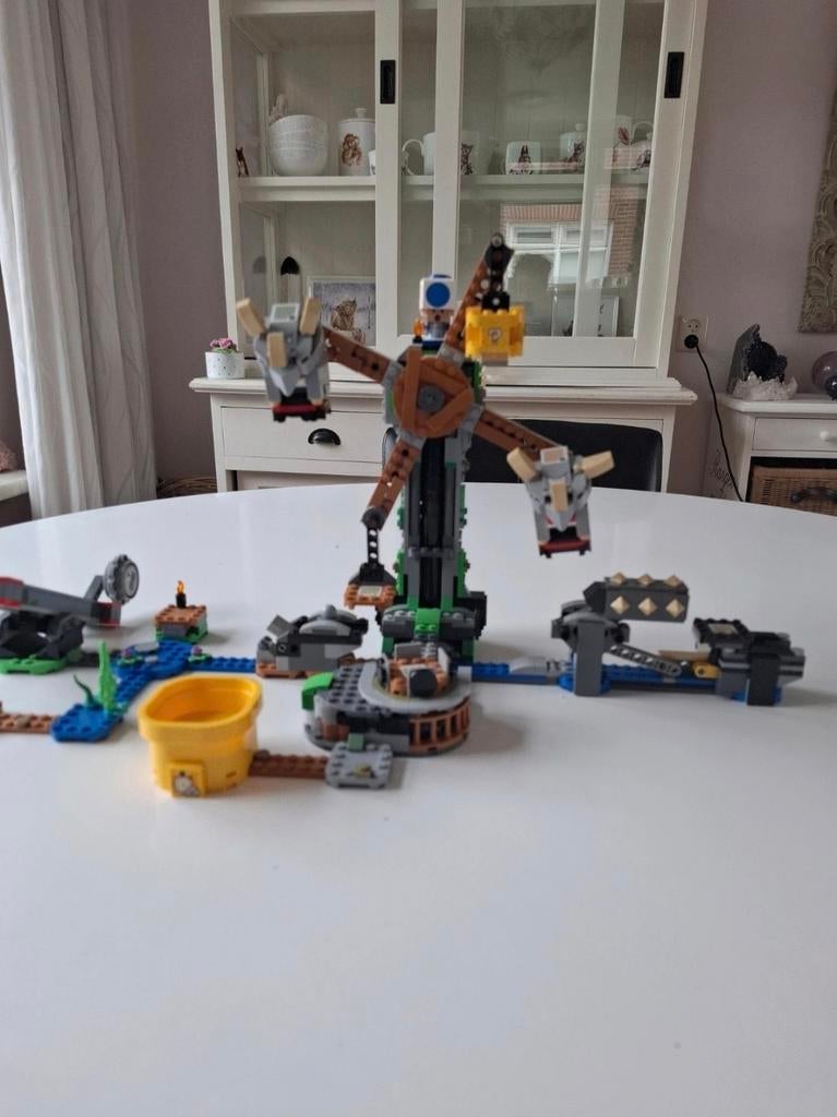 LEGO Super Mario Uitbreidingsset Ruzie met Reznors - 71390, Ophalen of Verzenden, Gebruikt, Complete set, Lego