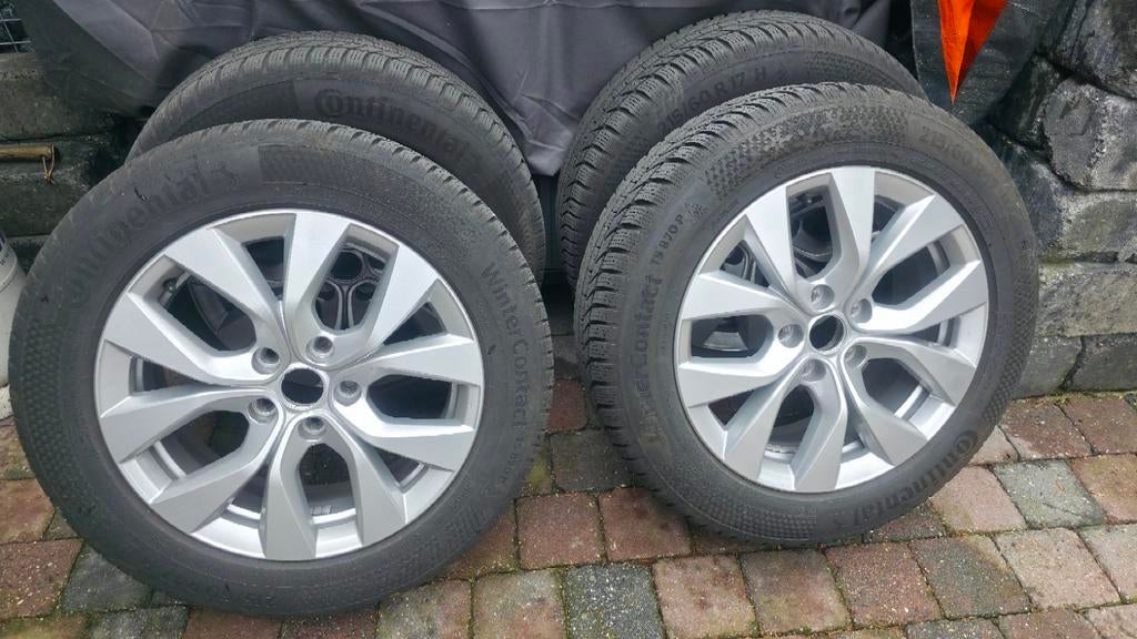 Renault Captur 2 Winterbanden, Ophalen, 215 mm, Banden en Velgen, 17 inch