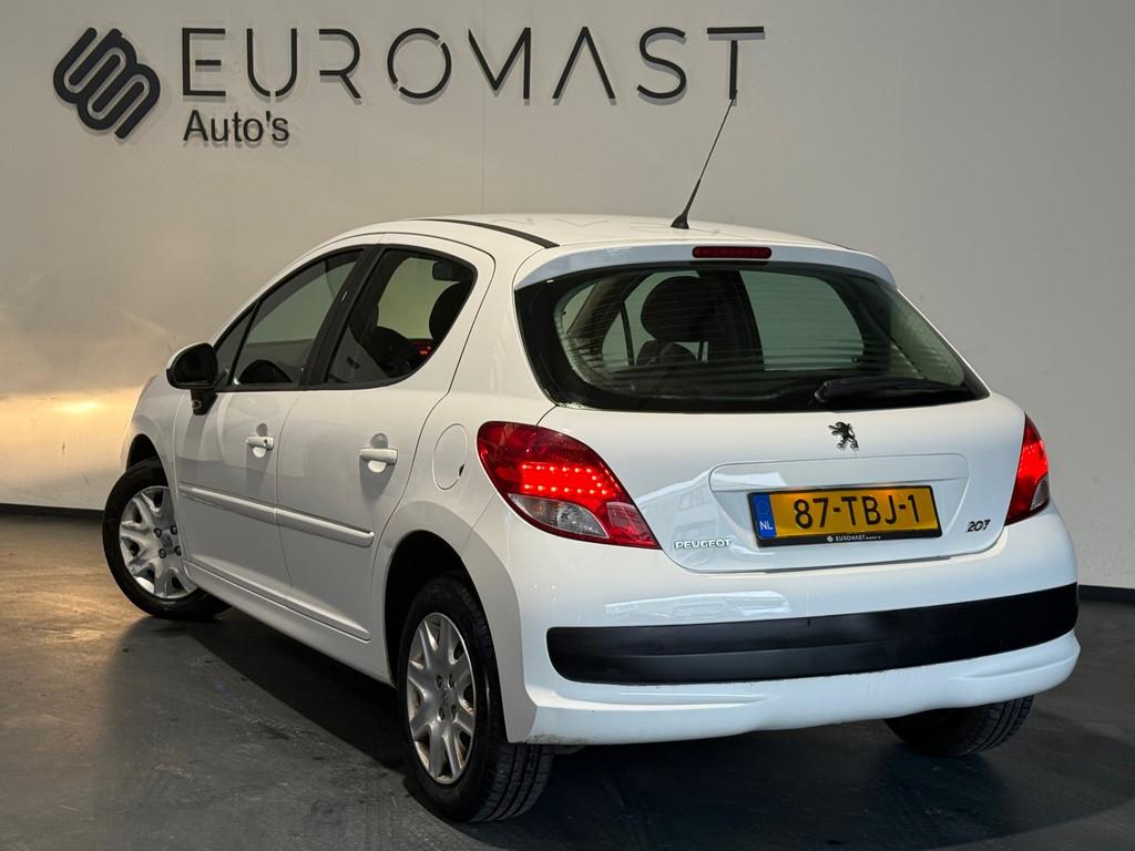 Peugeot 207 1.4 Acces Lite Airco Cruise 5d Nieuwe Apk, Auto's, Peugeot, Voorwielaandrijving, Euro 5, Stof, 4 cilinders