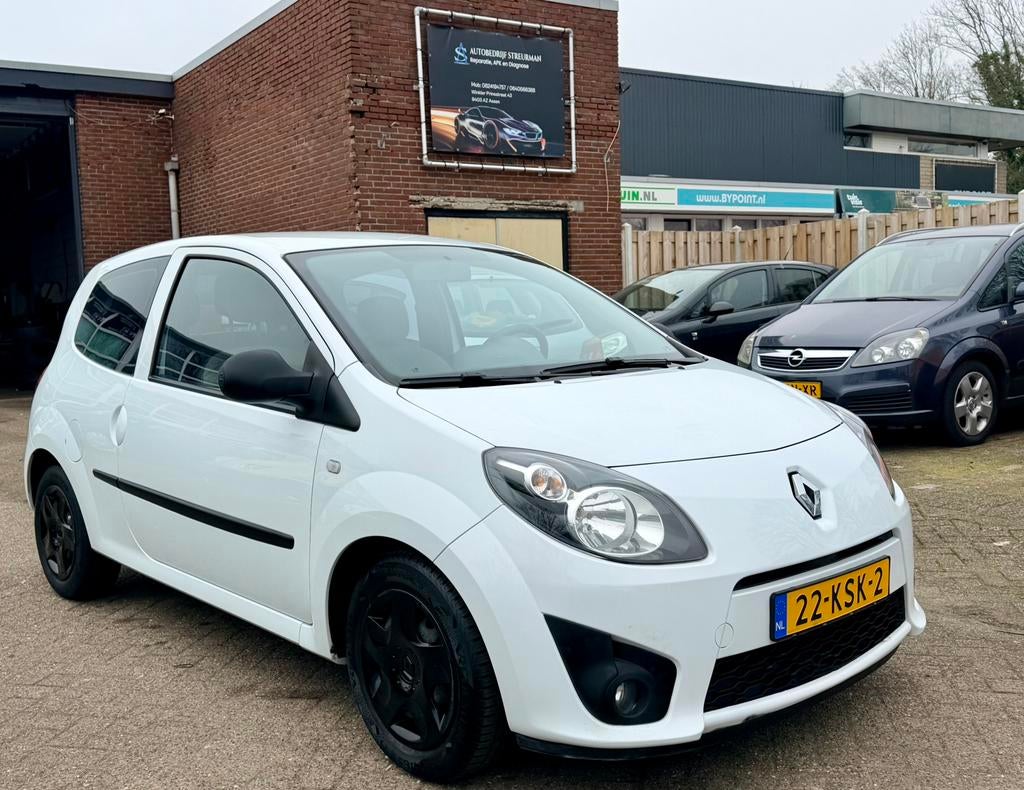 Renault Twingo 1.2 16V 2010 Wit, Auto's, Renault, 839 kg, Twingo, 4 cilinders, 4 stoelen