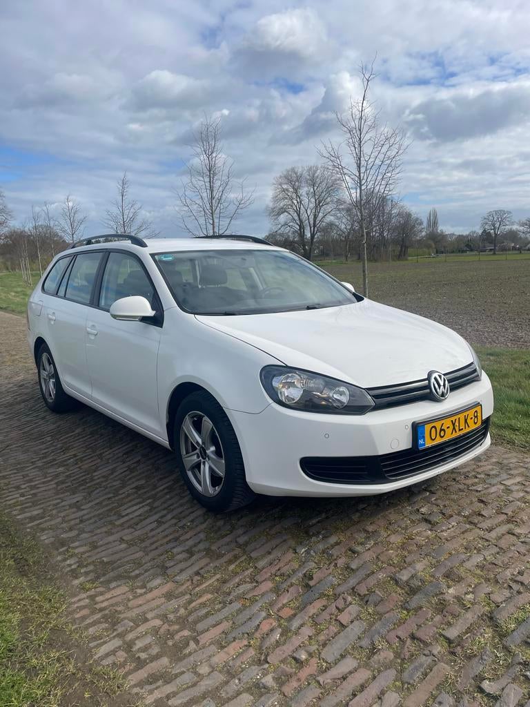 Volkswagen Golf 1.6 TDI 77KW 166.000 kmDSG 2012 ,    Wit, Auto's, Volkswagen, Euro 5, Zwart, 4 cilinders, Origineel Nederlands