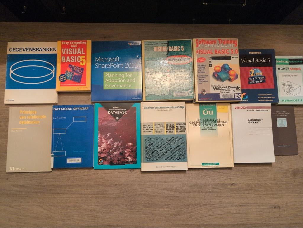 Collectie computerboeken: Visual Basic, Databases, SP, Ophalen of Verzenden, Gelezen, Programmeertaal of Theorie, Diverse auteurs