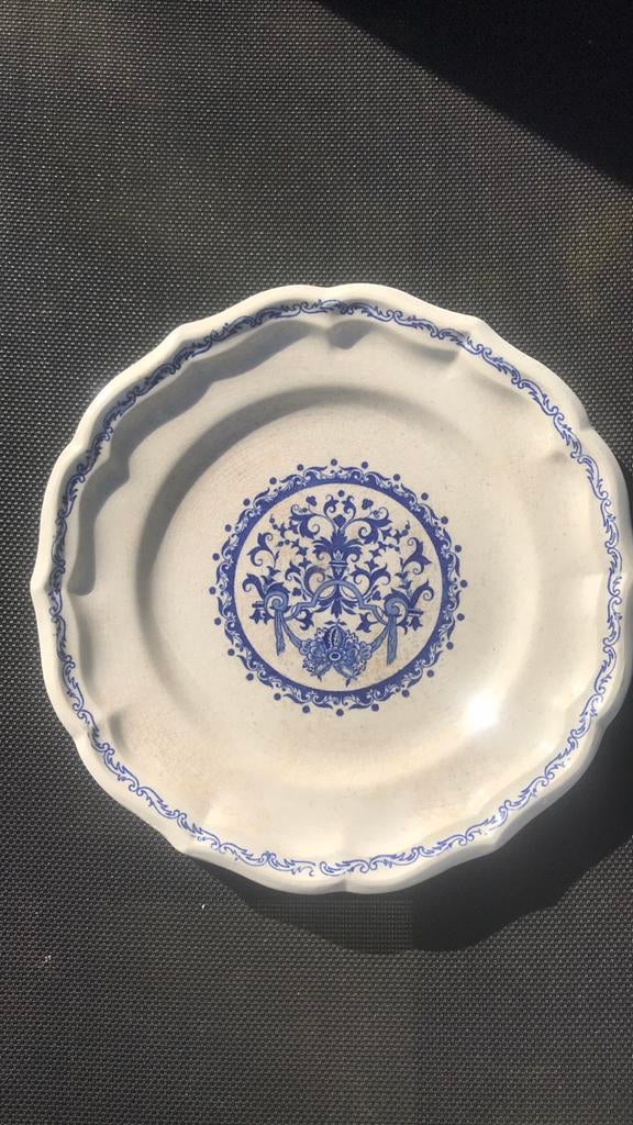 Zeer oud/antiek Frans bord - Gien, Ophalen of Verzenden