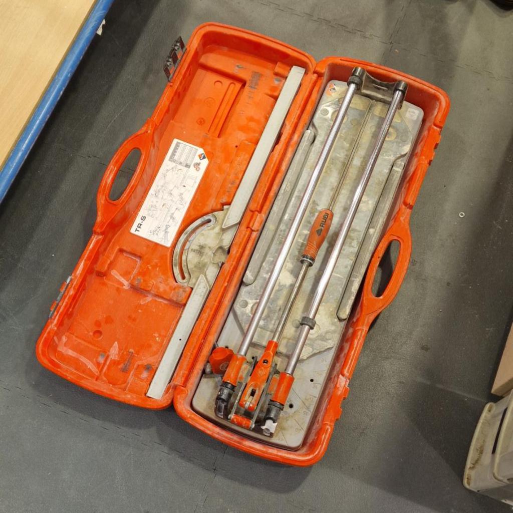Rubi tr 600 in koffer, Rubi, Zo goed als nieuw, Support@rubi.com, Rubi Tools, Ctra. de Barcelona, Km. 10, 
08210 Barberà del Vallès, 
Barcelona, Spain