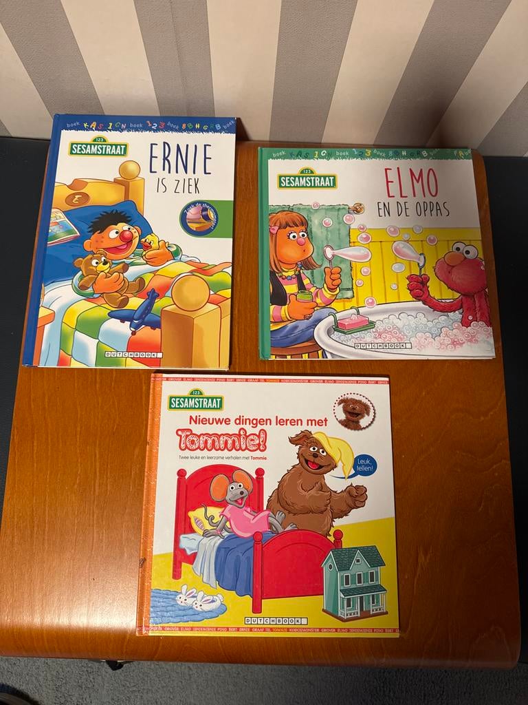 Sesamstraat Boeken: Ernie, Elmo & Tommie (3-delige set), Ophalen of Verzenden, Gelezen, Fictie algemeen
