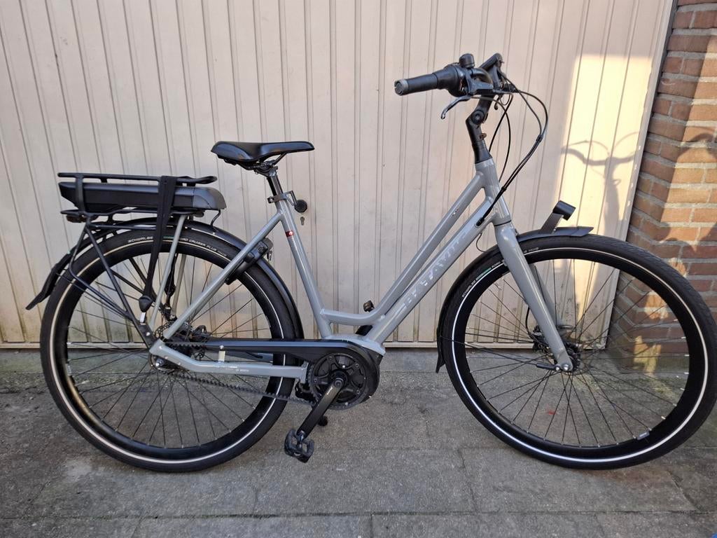 Batavus dinsdag 28 inch 7v dames ebike bosch active line, 51 tot 55 cm, Ophalen, Zo goed als nieuw, Batavus