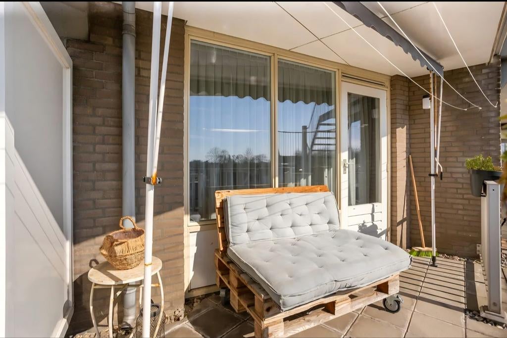 Palletbank met kussens & salontafel op wieltjes, Gebruikt, Bank, Loungeset, Hout