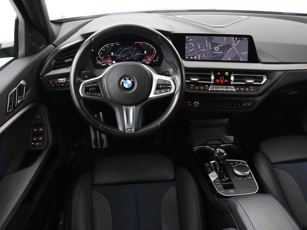 BMW 1-serie 118i M Sport | Panoramadak | Stoelverwarming | H, Stof, Gebruikt, Origineel Nederlands, Bedrijf