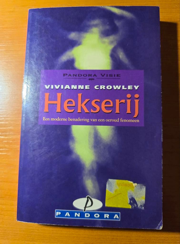 Hekserij - Een moderne benadering van een oeroud fenomeen, Boeken, Ophalen of Verzenden