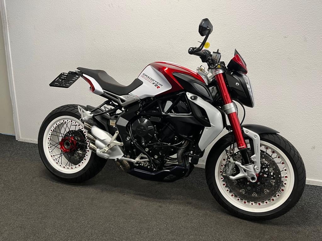 MV Agusta DRAGSTER 800 RR (bj 2015), Motoren, Motoren | MV Agusta, Motorrijbewijs A, Bedrijf, Meer dan 35 kW, 800 cc