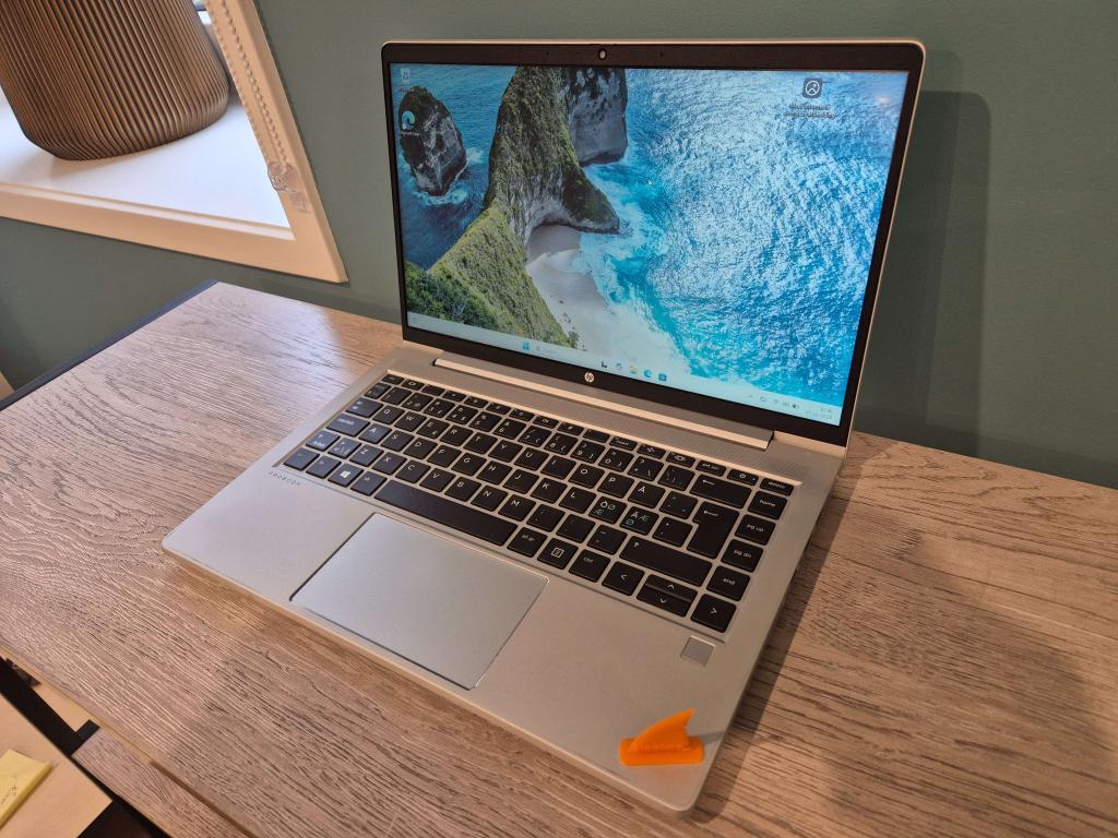 HP 445 G8 | AMD Ryzen 5400U, 8GB, 256GB NVME | 14"