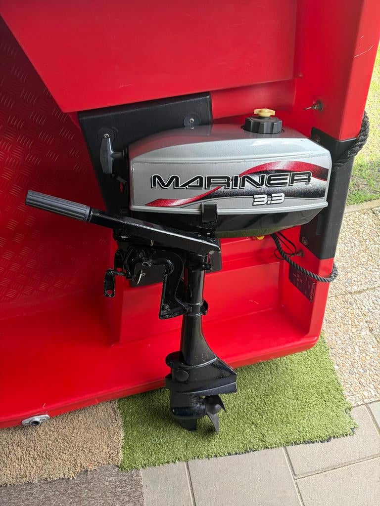 Pioner 235 rood bootje, Ophalen, Gebruikt, Polyester