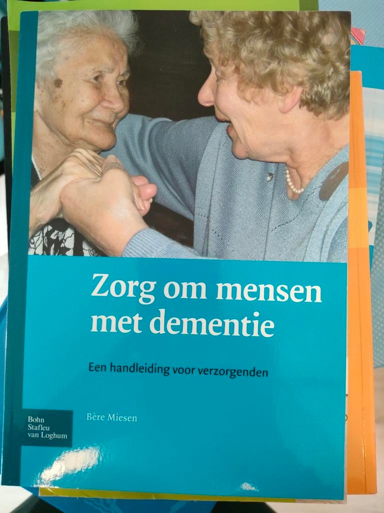 Zorg om mensen met dementie, Ophalen of Verzenden, Nieuw, Loghum